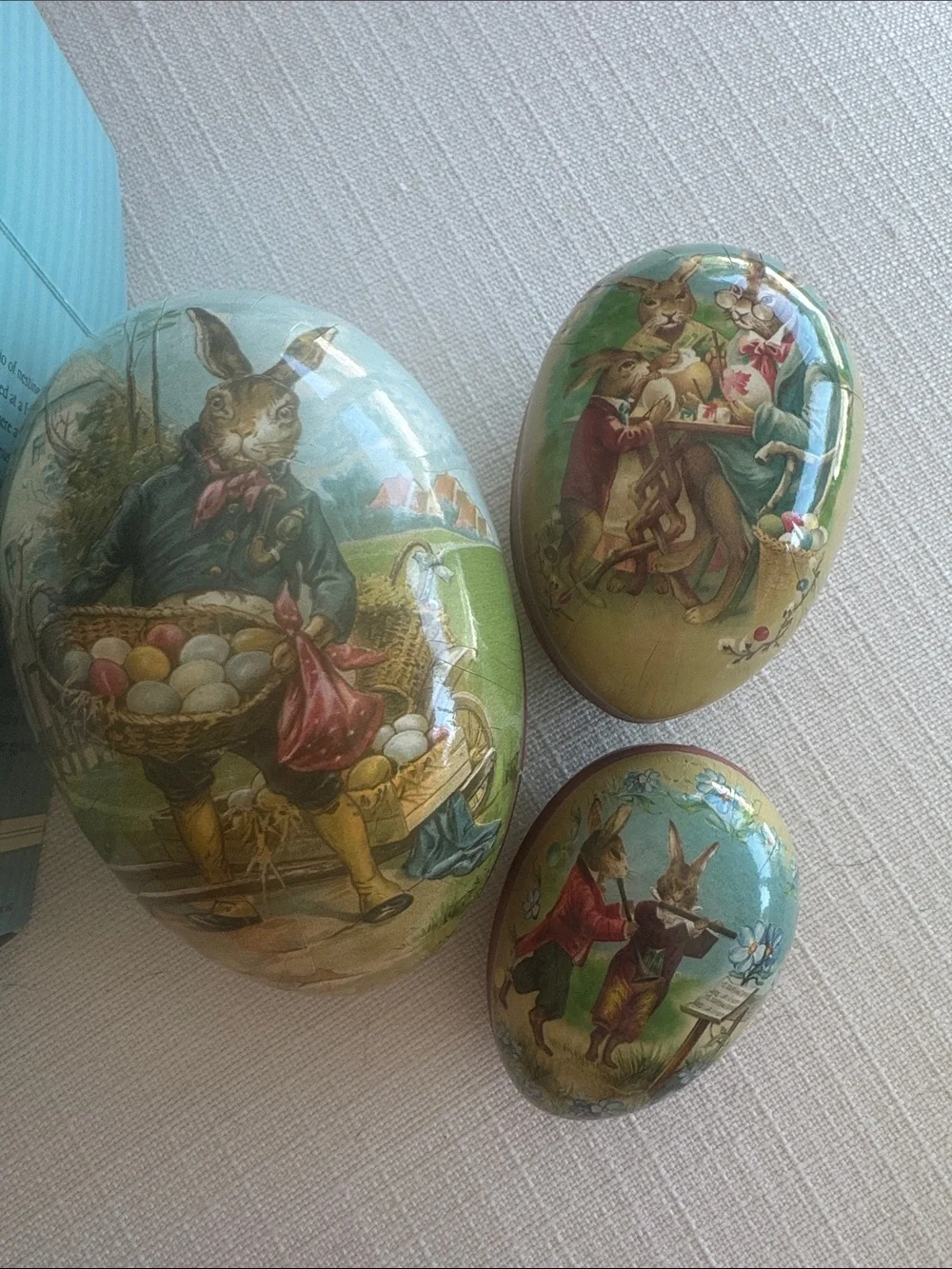 Williams Sonoma Vintage-Style Teal Nesting Papier-Mâché Egg Set